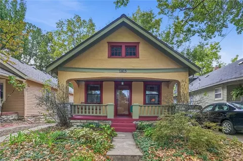 1815 W 38th St, Kansas City, MO 64111