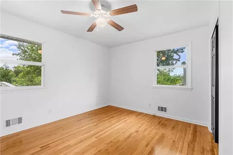 Bedroom - 15412 E 42nd Pl, Independence, MO 64055 photo 2 of 7