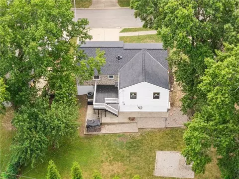 View/Area - 15412 E 42nd Pl, Independence, MO 64055 photo 2 of 2