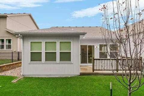 Exterior - 511 Hampstead Dr, Raymore, MO 64083 photo 3 of 7