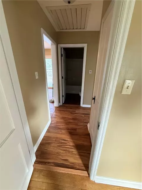 Entry Way - 2607 Parallel Ave, Saint Joseph, MO 64506 photo 1 of 1