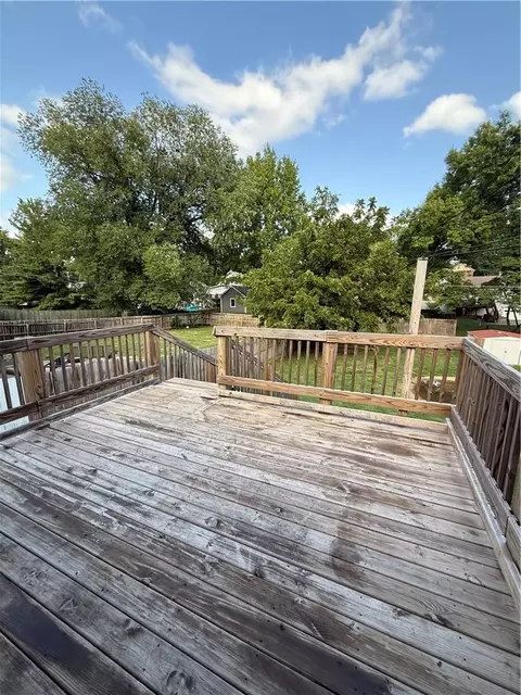 Exterior - 2607 Parallel Ave, Saint Joseph, MO 64506 photo 2 of 2