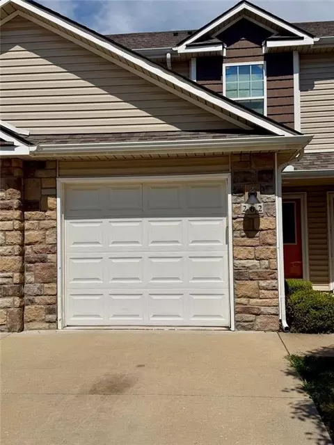 262 Pointe Ln #1, Raymore, MO 64083 photo 2