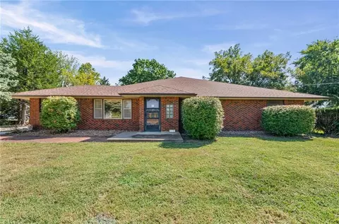 1335 N 90th St, Kansas City, KS 66112