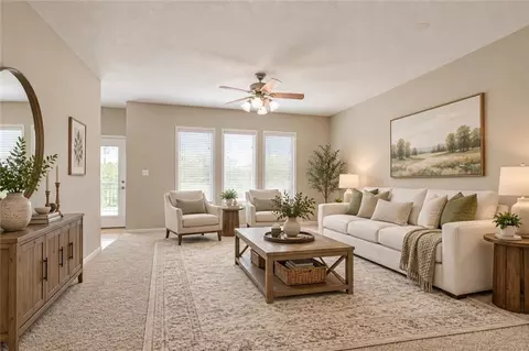 Living - 1706 Bluebird Ct, Atchison, KS 66002 photo 1 of 5
