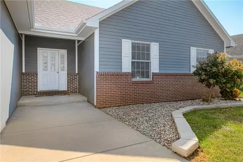 Exterior - 1706 Bluebird Ct, Atchison, KS 66002 photo 8 of 8