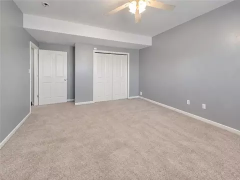 Bedroom - 1706 Bluebird Ct, Atchison, KS 66002 photo 8 of 8