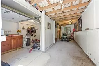 Entry Way - 12905 Quail Rdg, Lees Summit, MO 64086 photo 3 of 3