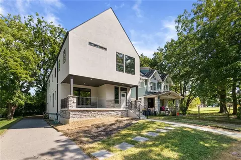 2829 Harrison St, Kansas City, MO 64109
