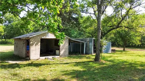 604 E Walnut St, Blue Mound, KS 66010 photo 5
