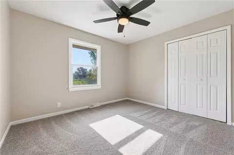 Bedroom - 1010 Wesley Ave, Raymore, MO 64083 photo 2 of 5