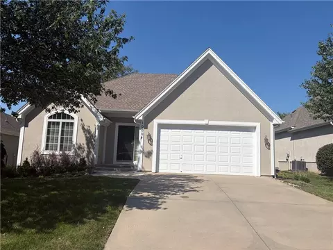 10004 N Arlington Ave, Kansas City, MO 64157
