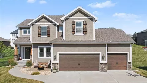 12725 N Overbrook Dr, Platte City, MO 64079
