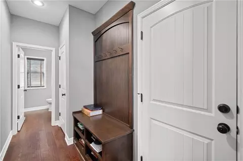 Entry Way - 8808 SW 4th St, Blue Springs, MO 64064 photo 2 of 4