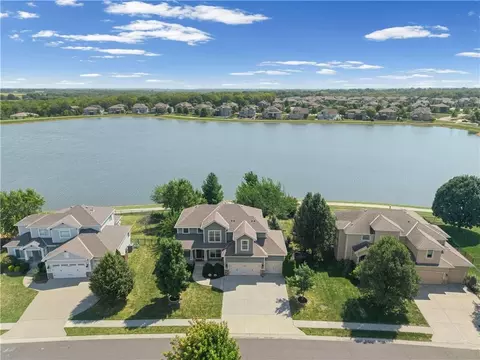 View/Area - 8808 SW 4th St, Blue Springs, MO 64064 photo 11 of 15
