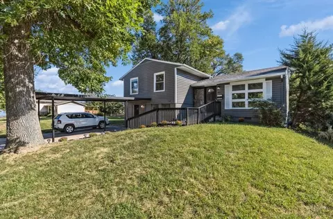 4507 E 47th St, Kansas City, MO 64130