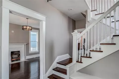 3300 Holmes St, Kansas City, MO 64109