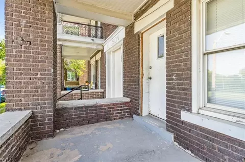 305 Bellefontaine Ave, Kansas City, MO 64124
