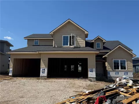18608 Ironwood St, Overland Park, KS 66085