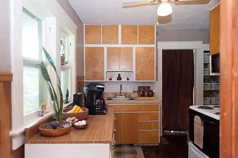 Kitchen - 620 S Hardy Ave, Independence, MO 64053 photo 1 of 4