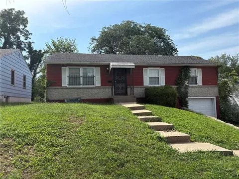 7016 Monroe Ave, Kansas City, MO 64132