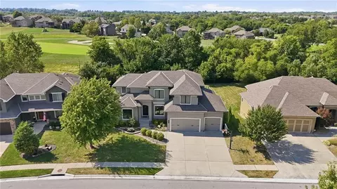 View/Area - 1124 Metfield Ln, Raymore, MO 64083 photo 1 of 6