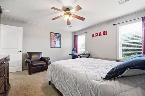 Bedroom - 1124 Metfield Ln, Raymore, MO 64083 photo 4 of 6