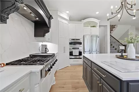 Kitchen - 1124 Metfield Ln, Raymore, MO 64083 photo 5 of 7
