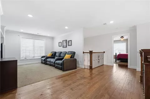 Entry Way - 1124 Metfield Ln, Raymore, MO 64083 photo 6 of 13