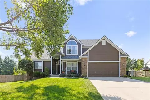 7725 Breckenridge Ave, Kansas City, MO 64139