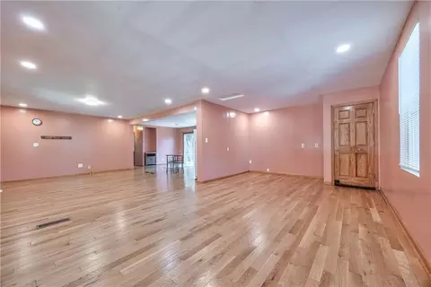 Living - 1627 E Glenn Dr, Lawrence, KS 66044 photo 5 of 5