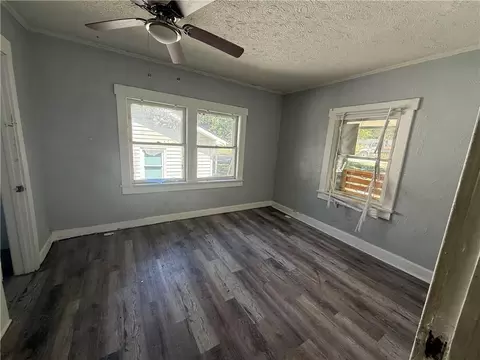 Bedroom - 10033 E Wilson Rd, Independence, MO 64053 photo 1 of 5