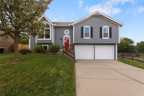 10636 N Holmes St, Kansas City, MO 64155