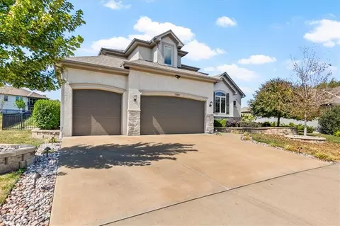 16804 Hauser St, Overland Park, KS 66221