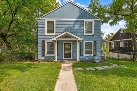 2909 Topping Ave, Kansas City, MO 64129