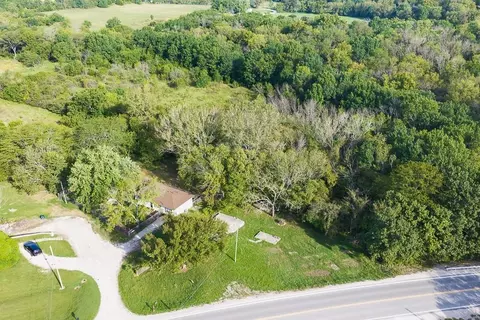 31376 Old Kc Rd, Paola, KS 66071