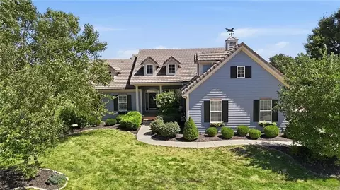 10405 N Saint Clair Ave, Kansas City, MO 64154