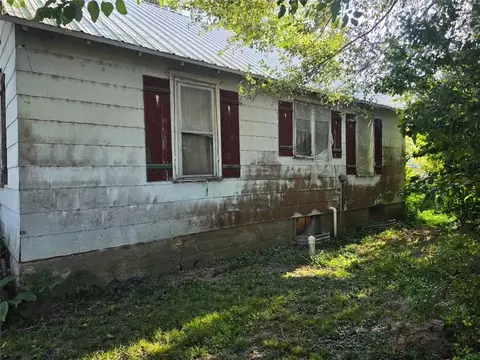 Exterior - 115 N Franklin St, Kingston, MO 64650 photo 5 of 15