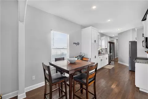 Dining - 23507 E 11th St, Independence, MO 64056 photo 1 of 1