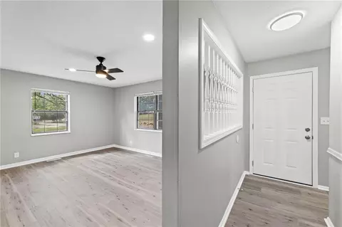 Entry Way - 307 E 165th St, Belton, MO 64012 photo 1 of 1