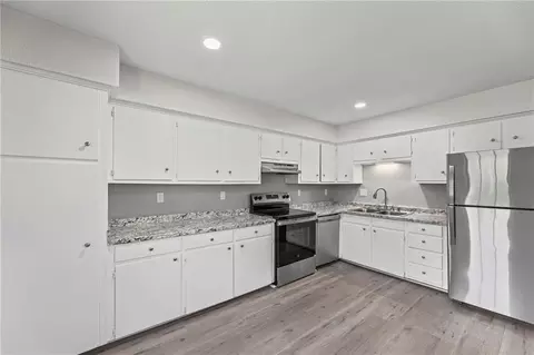 Kitchen - 307 E 165th St, Belton, MO 64012 photo 4 of 4