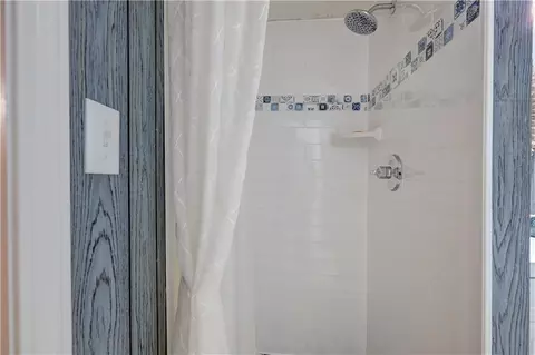 Bath - 3807 S Union St, Independence, MO 64055 photo 10 of 10