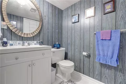 Bath - 3807 S Union St, Independence, MO 64055 photo 9 of 10