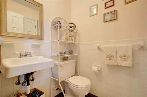 Bath - 3807 S Union St, Independence, MO 64055 photo 1 of 10
