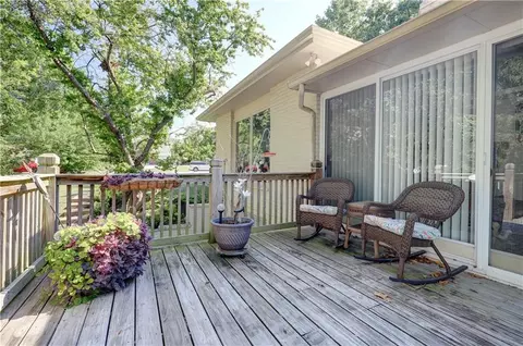 Exterior - 3807 S Union St, Independence, MO 64055 photo 8 of 13