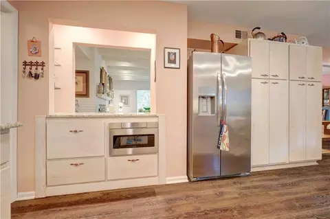 Kitchen - 3807 S Union St, Independence, MO 64055 photo 5 of 11