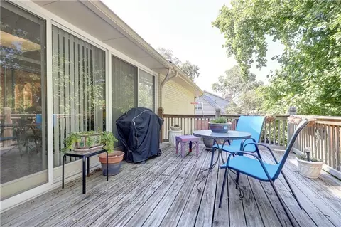 Exterior - 3807 S Union St, Independence, MO 64055 photo 11 of 13