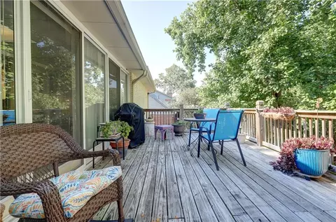 Exterior - 3807 S Union St, Independence, MO 64055 photo 9 of 13