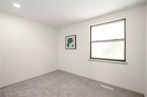 Bedroom - 2116 E Mohawk Dr, Olathe, KS 66062 photo 8 of 13