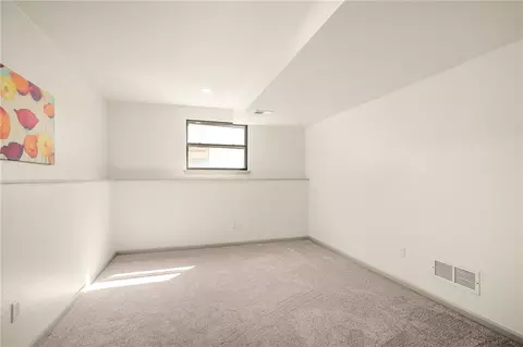 Bedroom - 2116 E Mohawk Dr, Olathe, KS 66062 photo 11 of 13